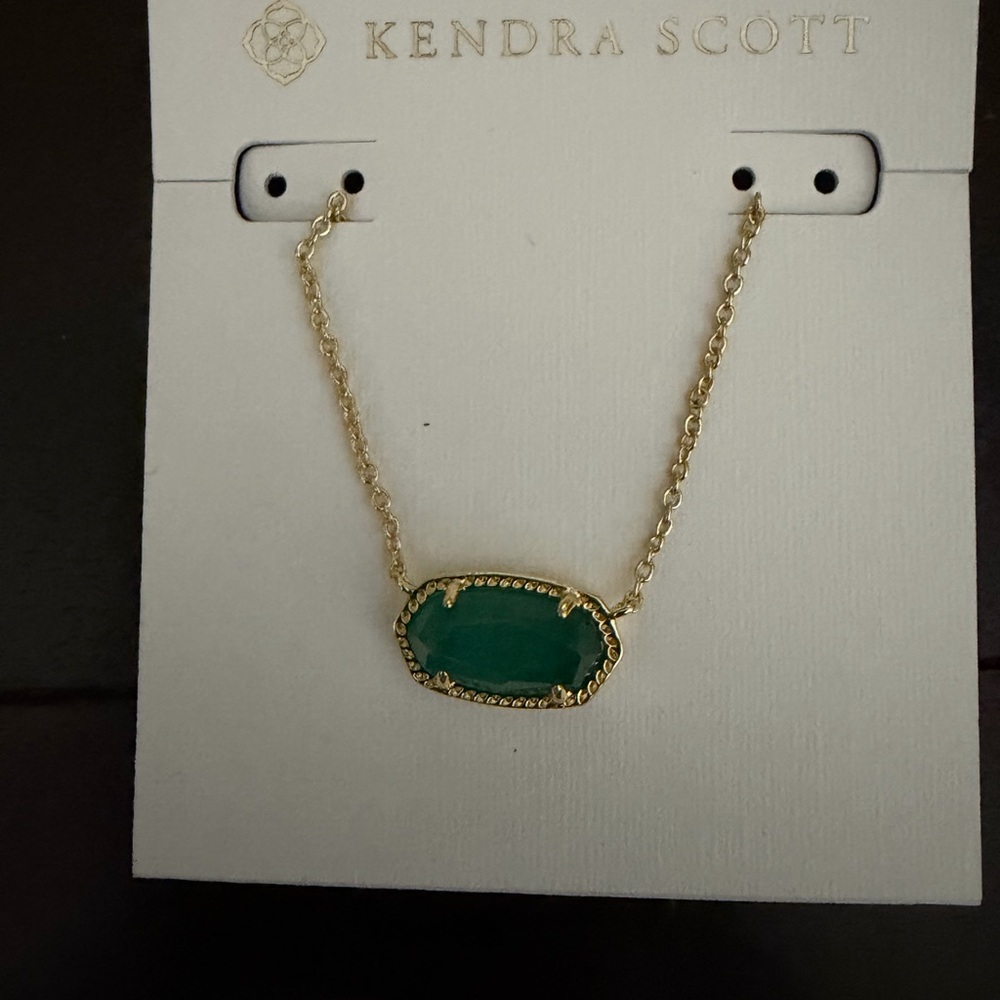 Kendra Scott Elisa Gold and Emerald Green Cats Eye Necklace